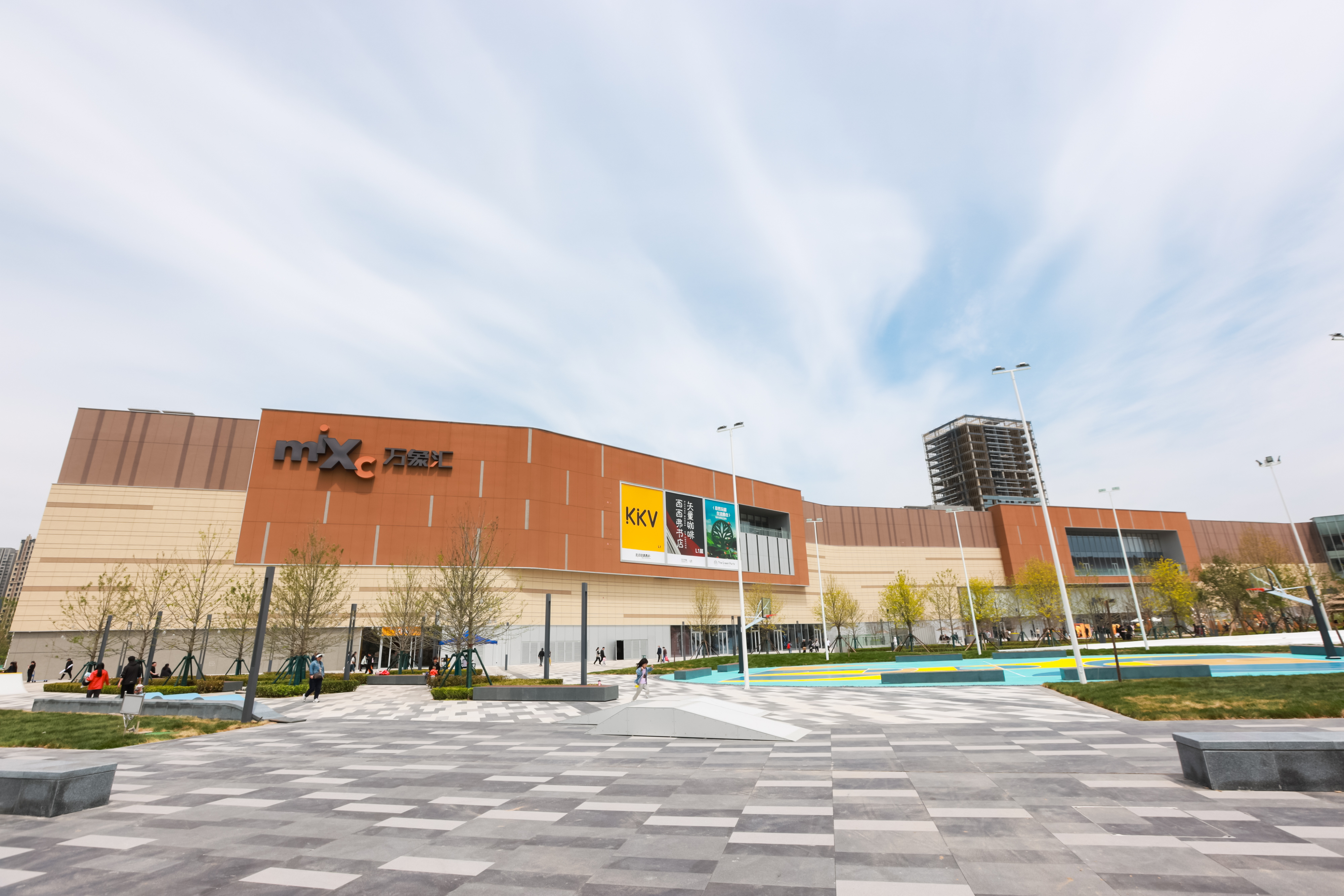 建筑实拍图 (2).jpg