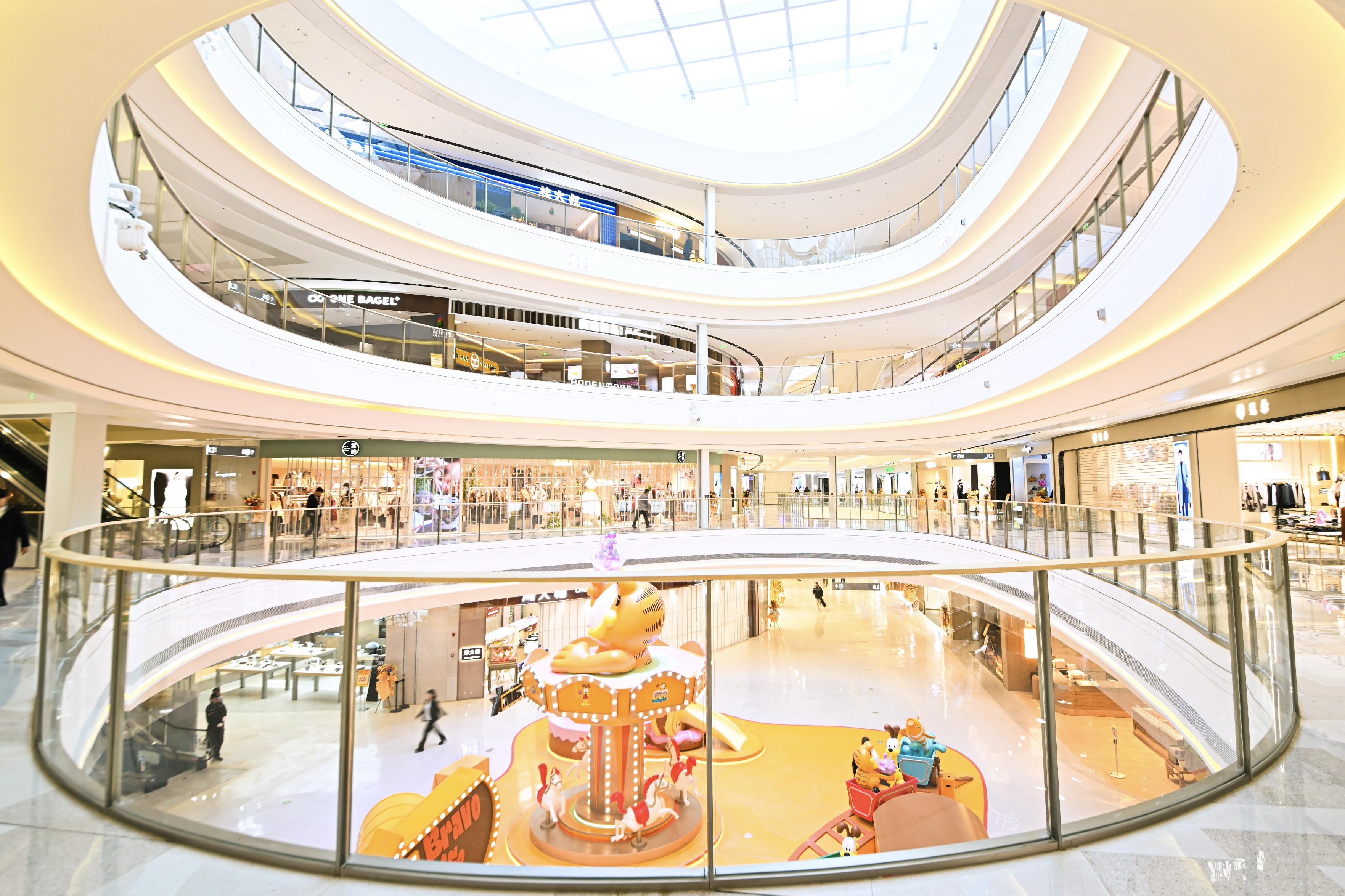 主中庭.jpg 主中庭.jpg