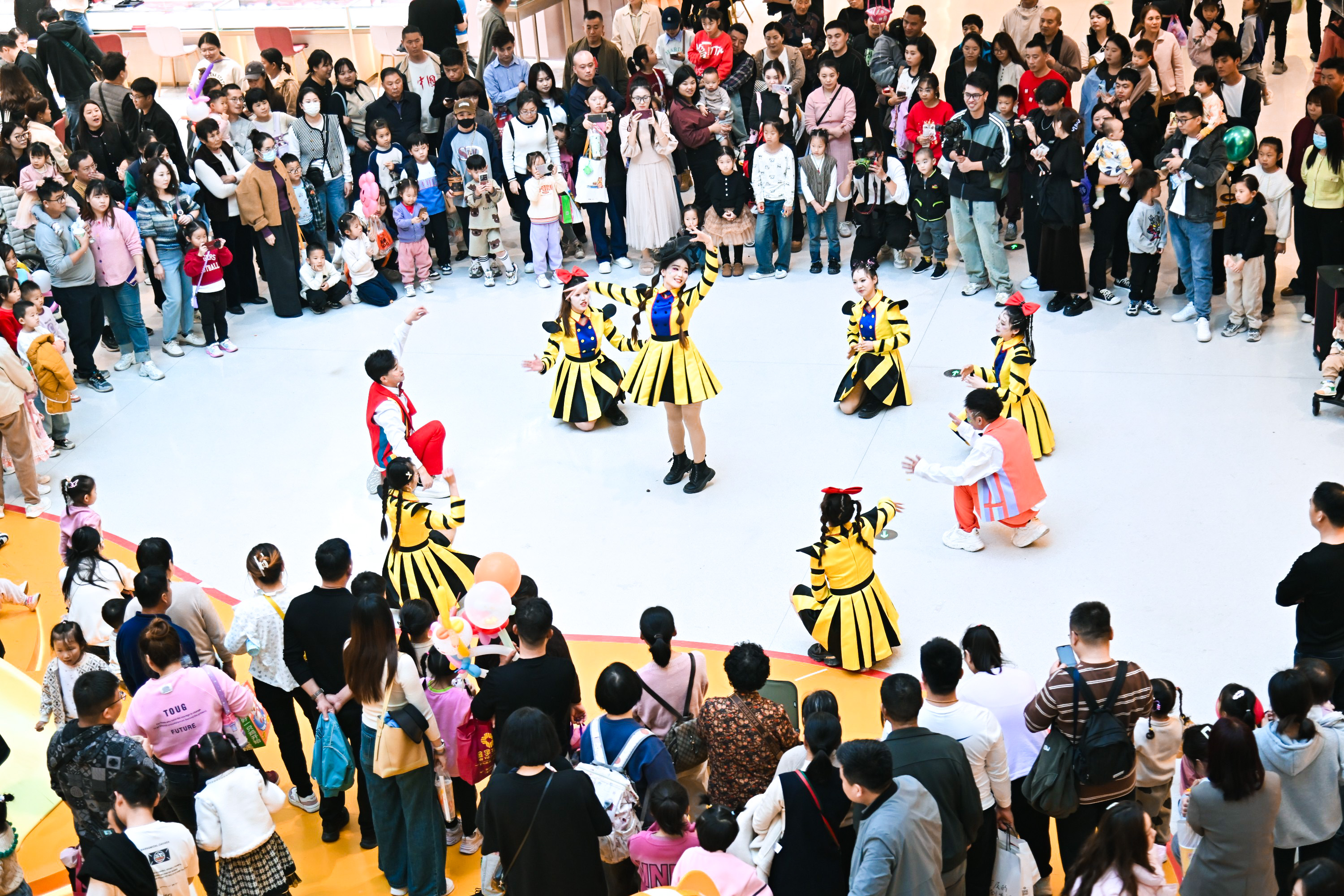 巡游.jpg 巡游.jpg